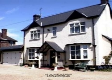 £349,950 - 3 BEDROOM HOUSE (DETACHED) Ref No.319405