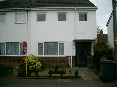 £169,950 - 3 BEDROOM HOUSE (TERRACED) Ref No.4124410