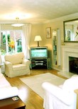 EPPING CM16 - £450,000
Freehold. 4 bedroom house (detached). 3 reception rooms. 2 bathrooms. Council Tax band F. 20th Century / 1980s property. Parking. Garage. Garden. 